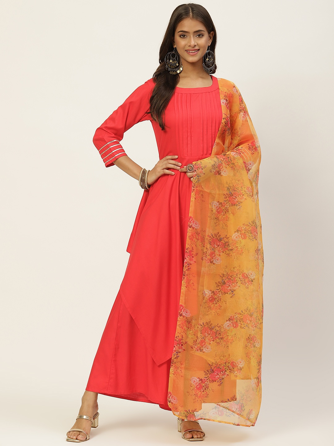 

InWeave Women Red Solid Kurta with Palazzos & Dupatta