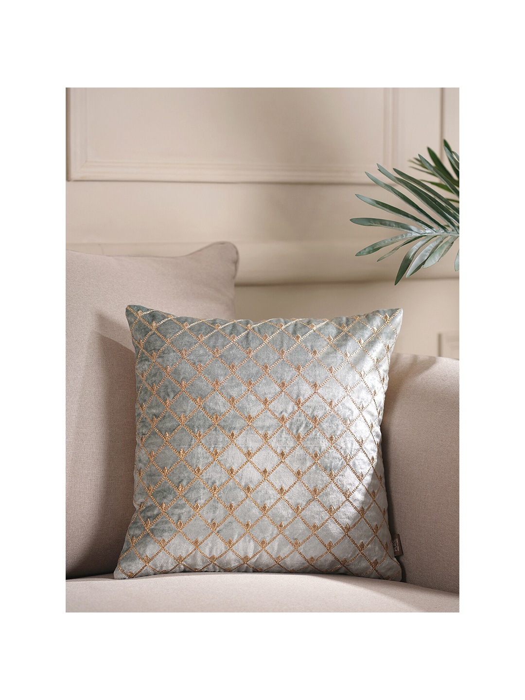 

Pure Home and Living Blue & Gold-Toned Embroidered Parisa Square Cushion Cover