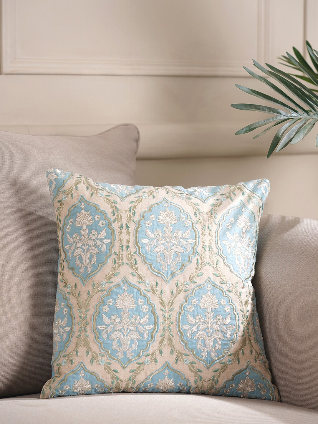 

Pure Home and Living Blue & White Ethnic Motifs Print Square Cushion Covers
