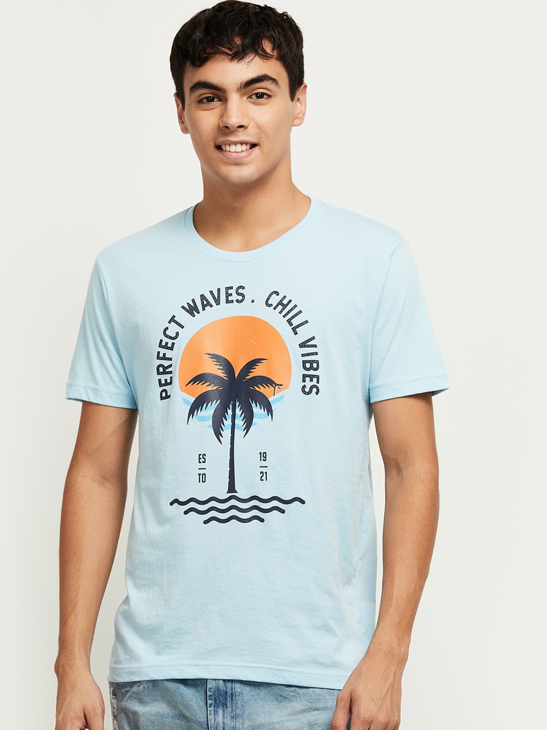 

max Men Blue Graphic Printed Pure Cotton T-shirt