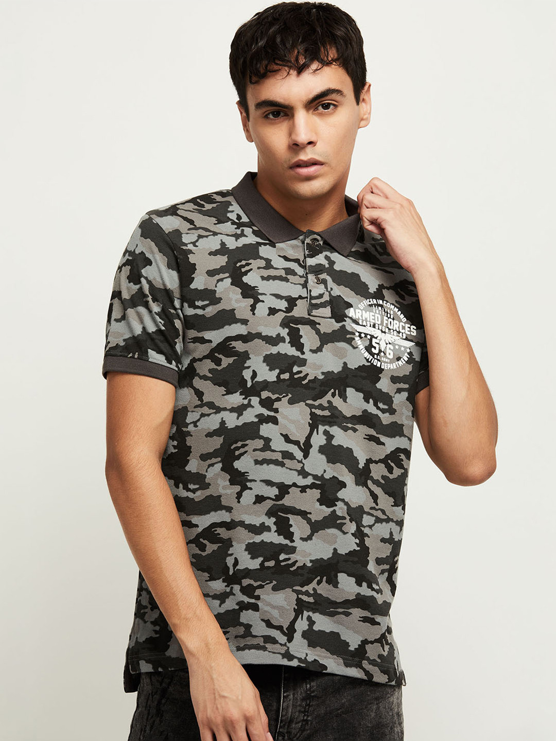 

max Men Grey Camouflage Printed Pure Cotton T-shirt