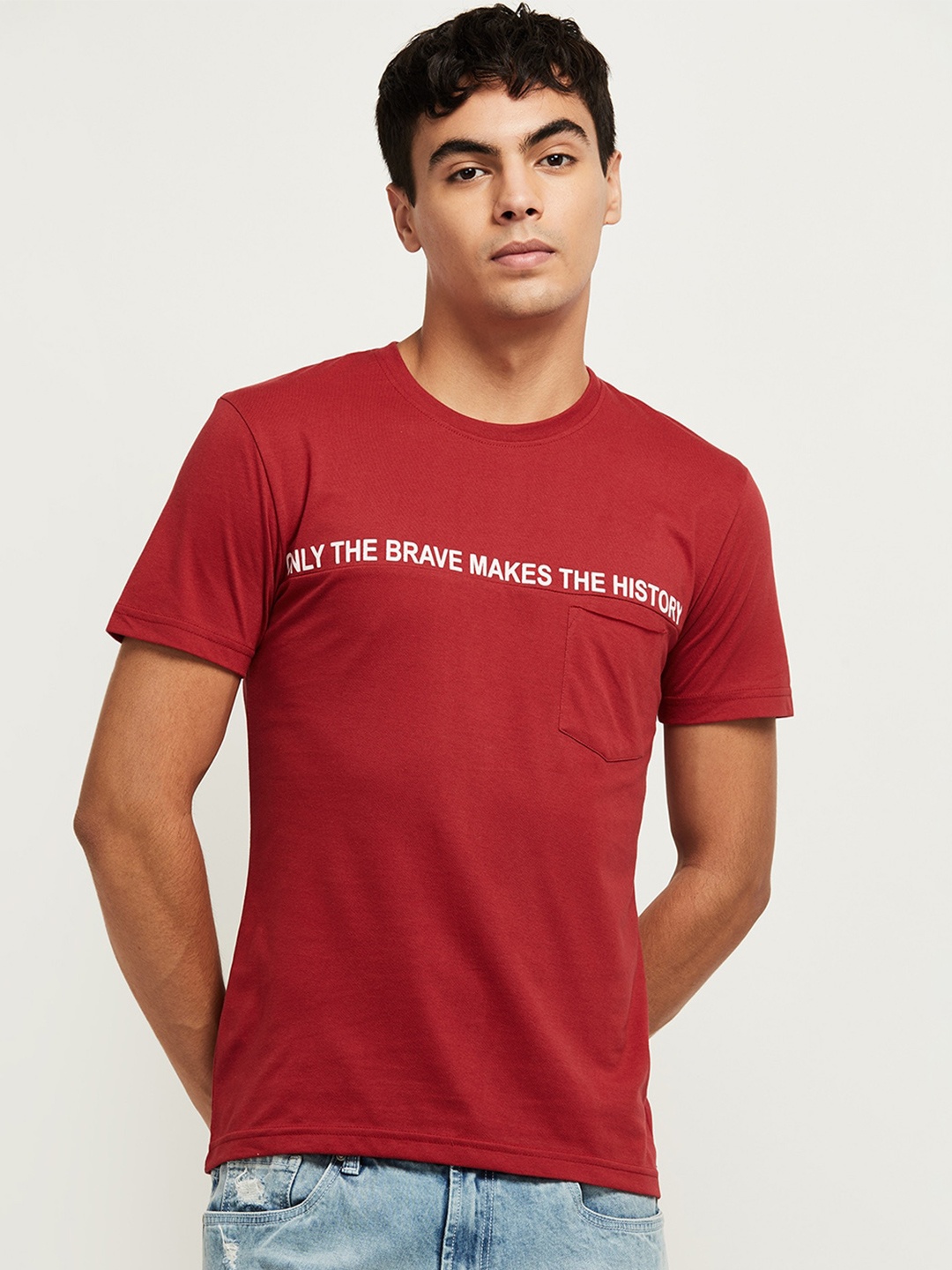 

max Men Rust Red Typography Printed T-shirt