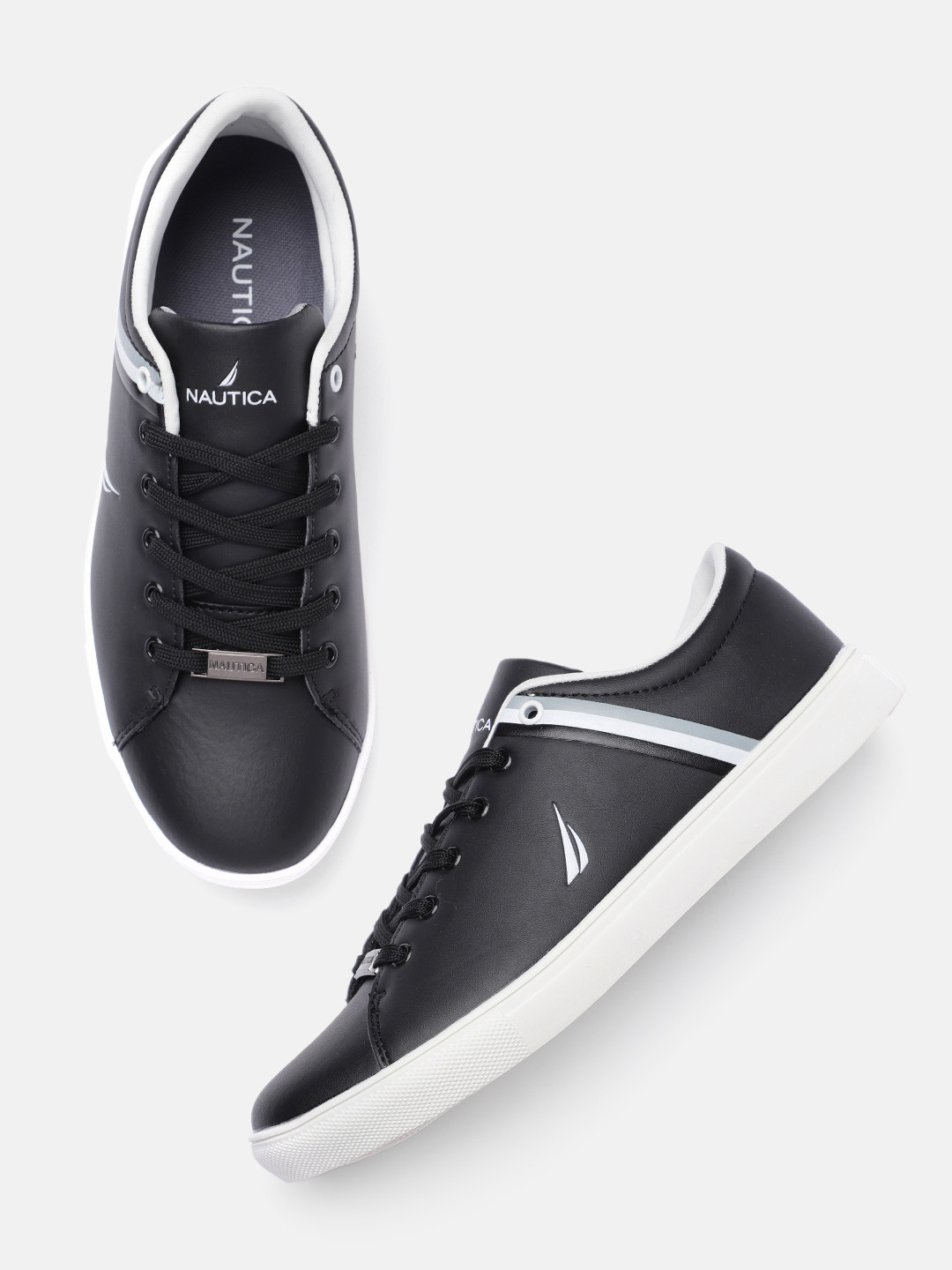 

Nautica Men Solid Sneakers, Black