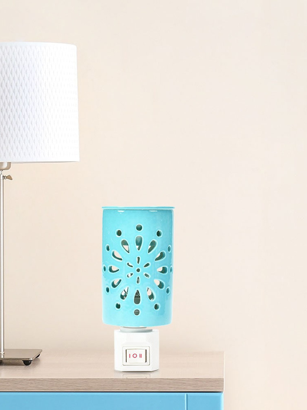 

Athome by Nilkamal Palm Leaf Sea Green Cutwork Lantern