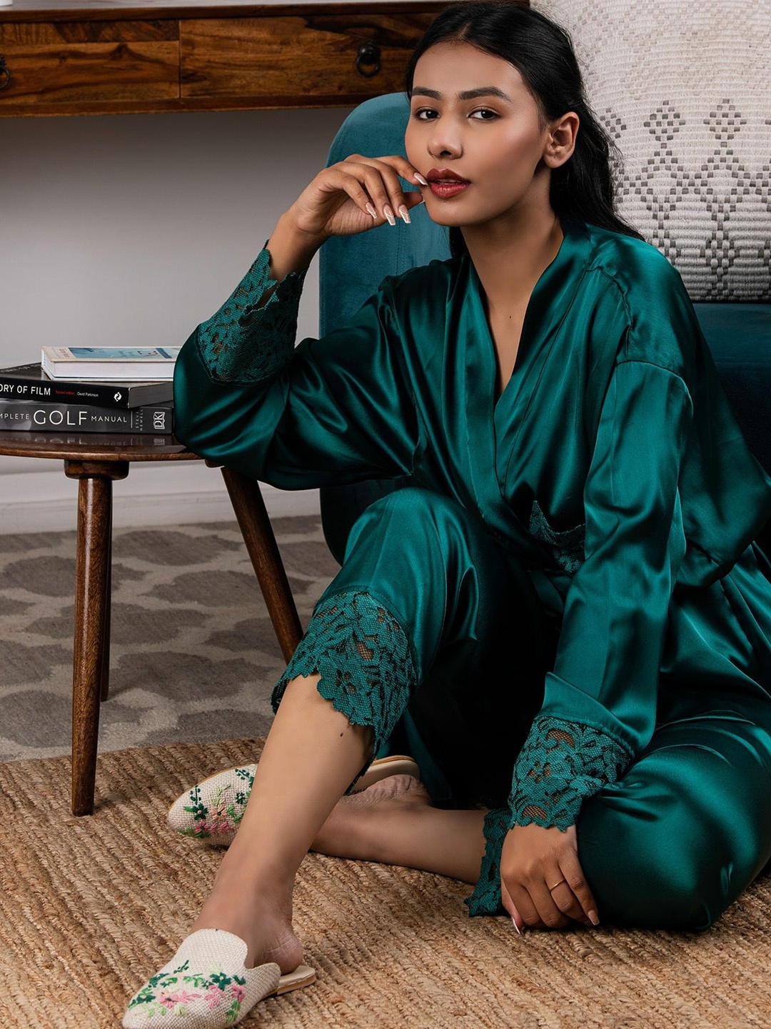 

Rhe-Ana Women Green Night Suit
