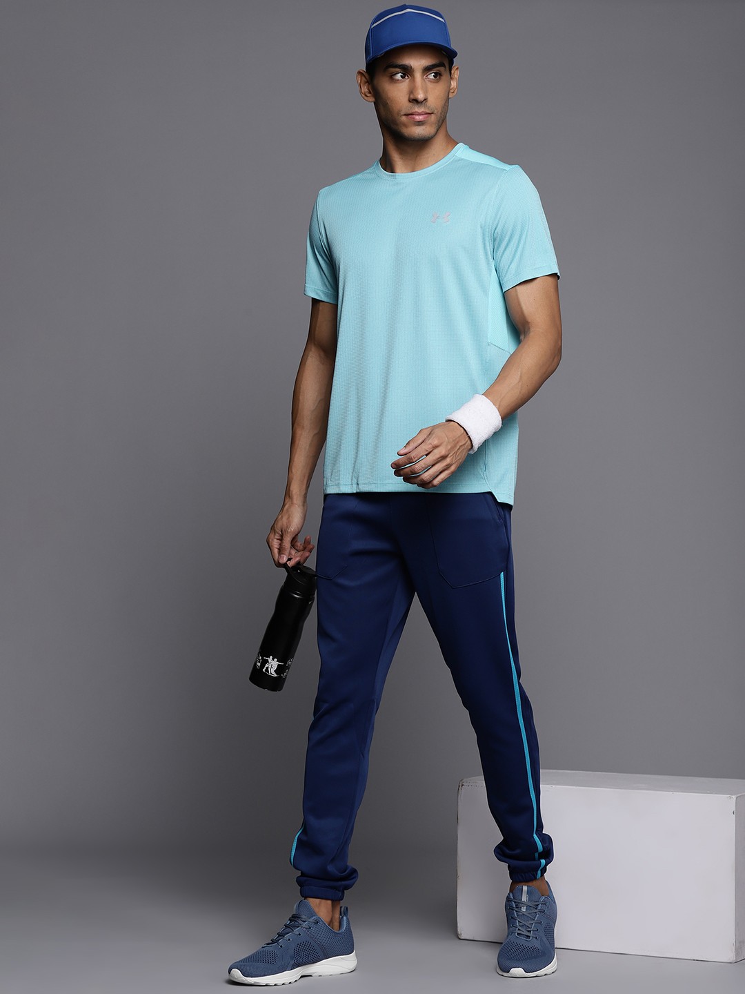 

UNDER ARMOUR Men Blue Speed Stride 2.0 Running T-shirt