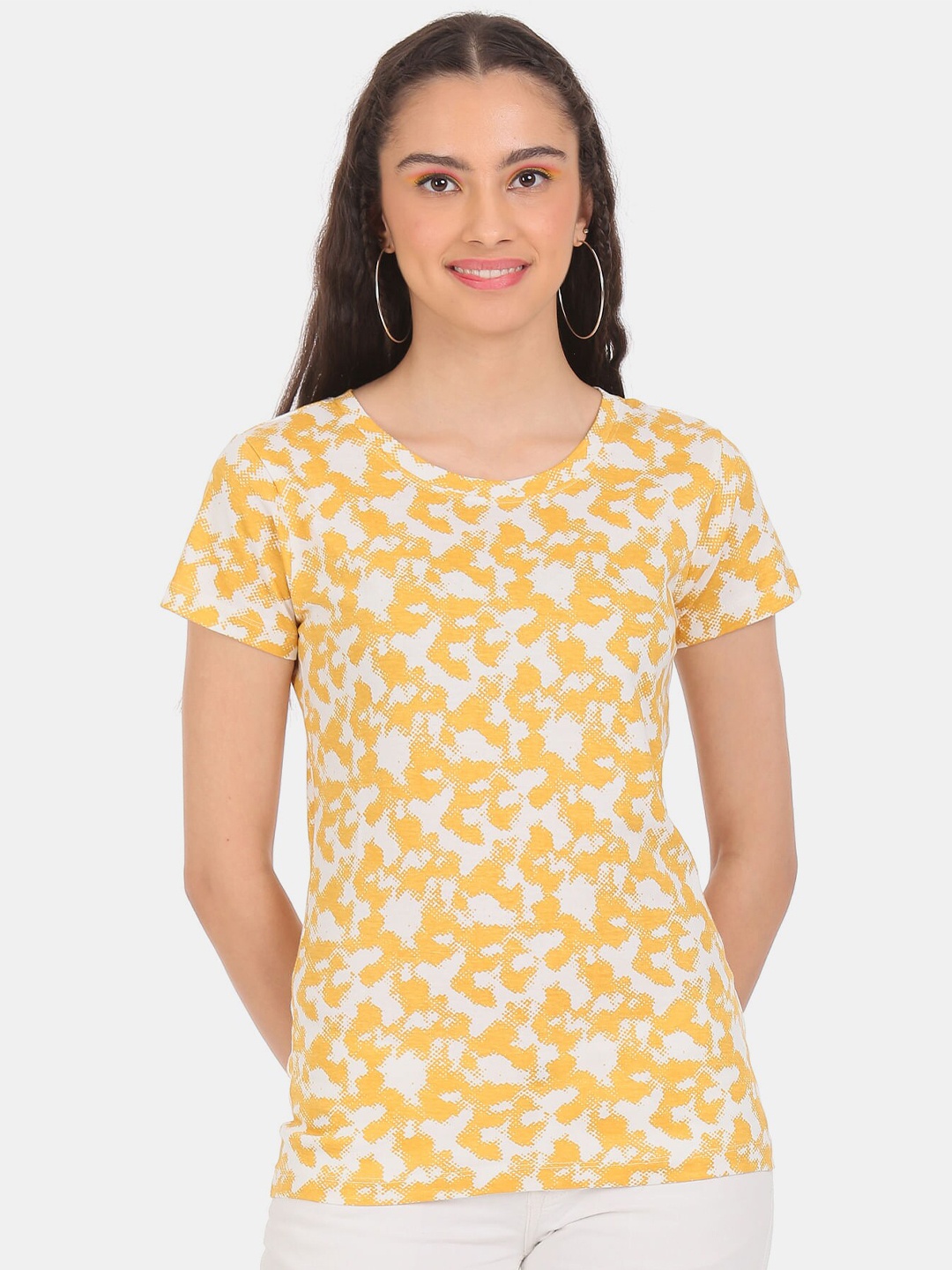 

Sugr Women White & Yellow Printed Cotton T-shirt