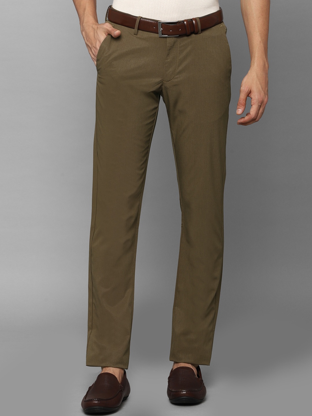 

Allen Solly Men Olive Green Solid Slim Fit Trousers
