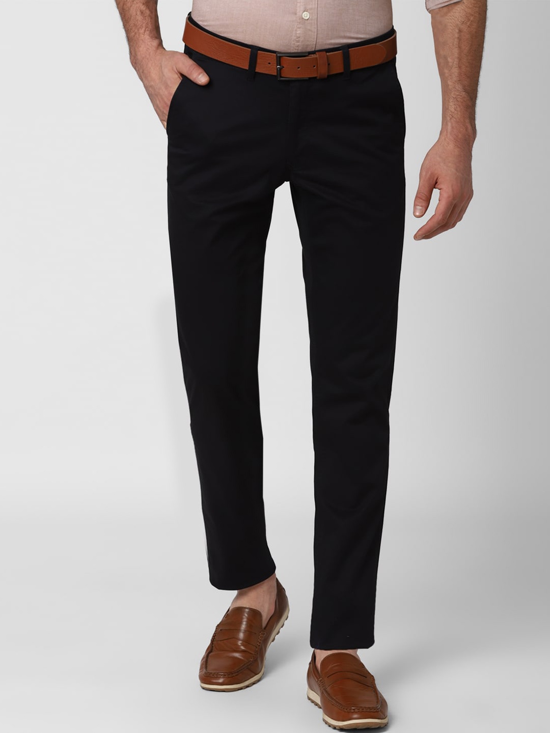 

Van Heusen Sport Men Black Slim Fit Trousers