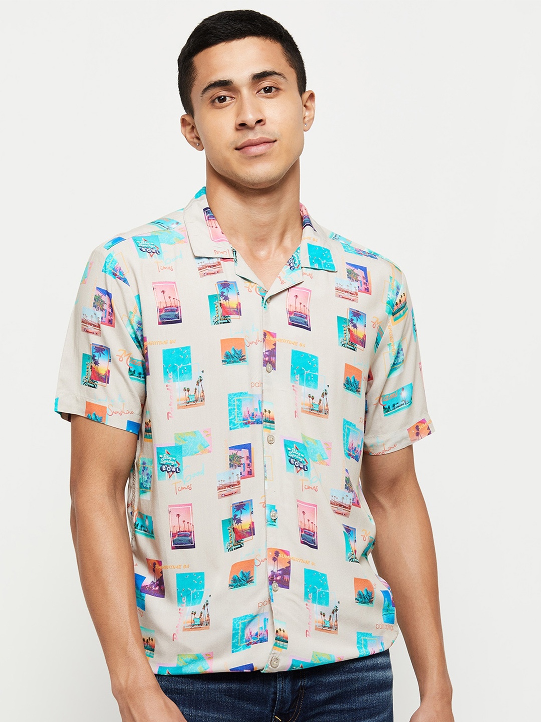 

max Men Green Regular Fit Printed Casual Shirt