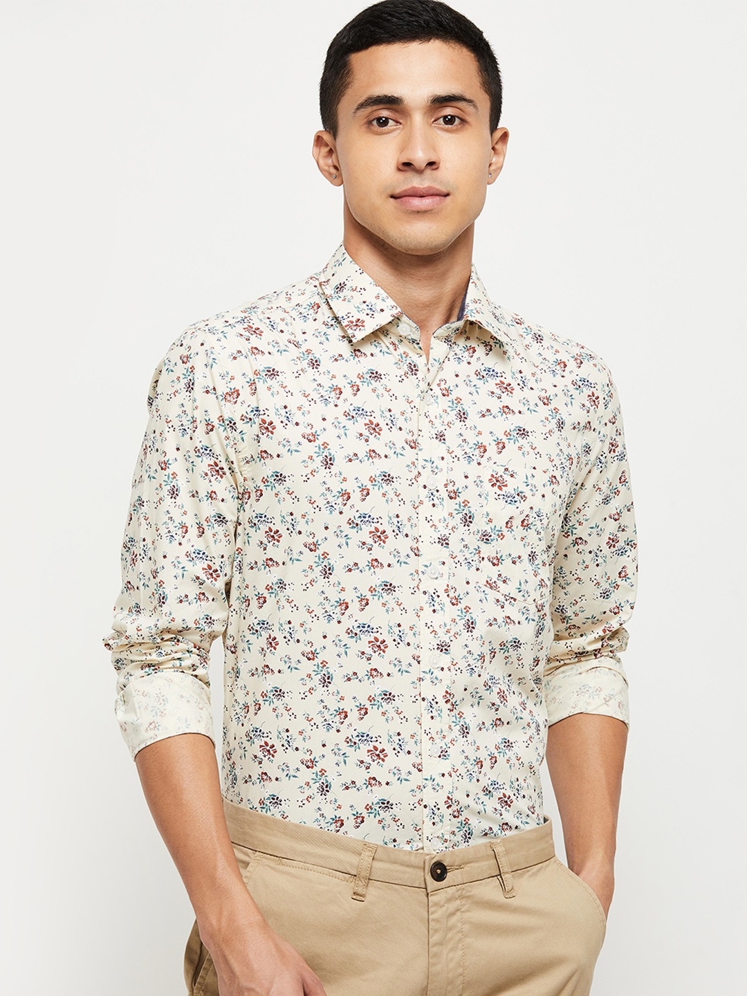 

max Men Beige Floral Printed Cotton Casual Shirt