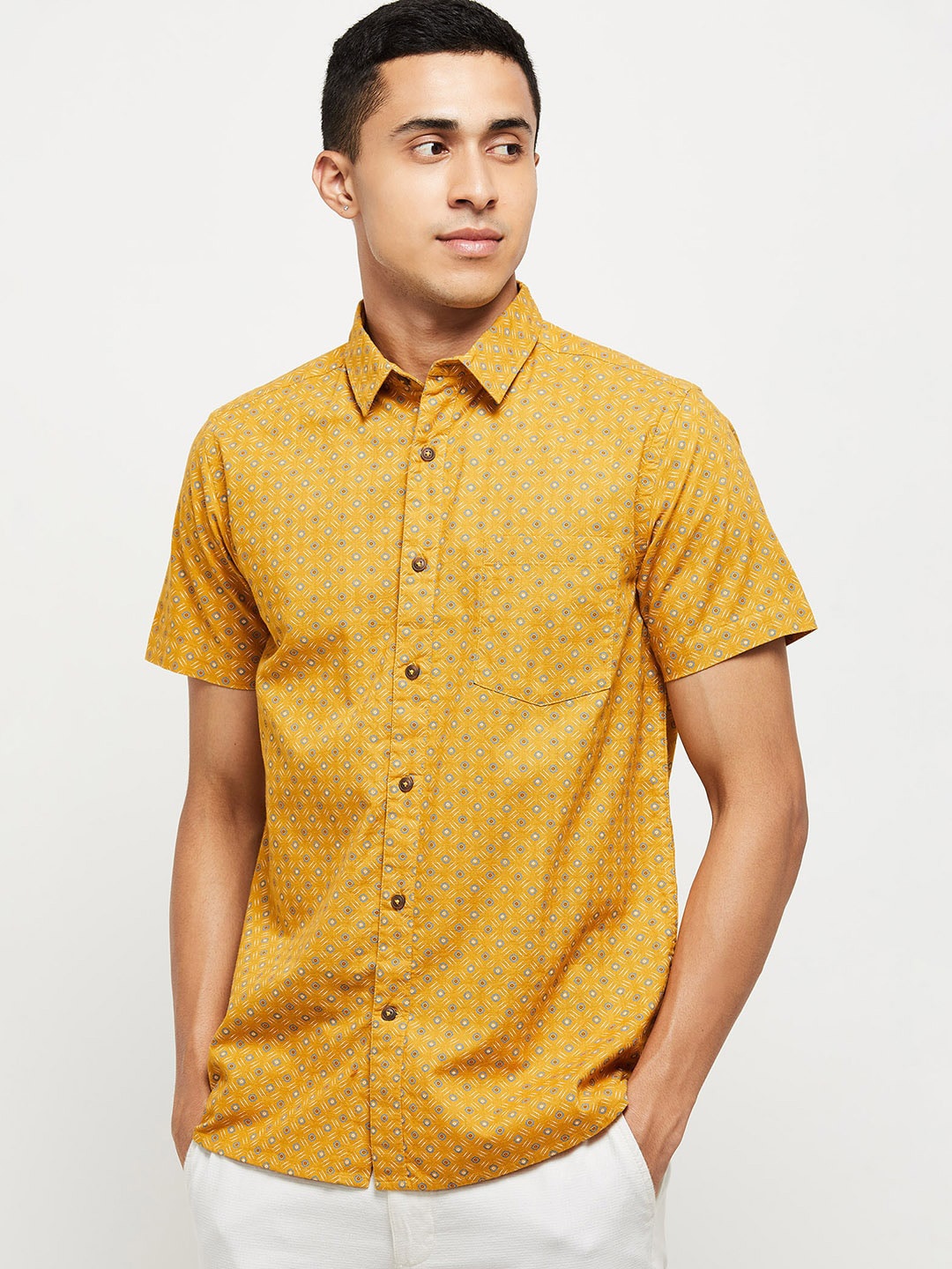 

max Men Yellow Floral Printed Regular Fit Cotton Casual Shirt