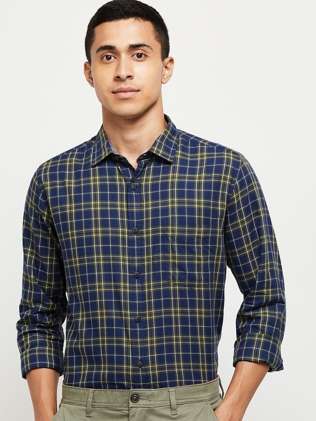 

max Men Navy Blue & Yellow Tartan Checked Cotton Casual Shirt