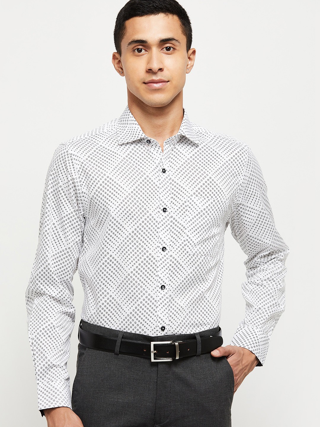 

max Men White Printed Cotton Casual Shirt