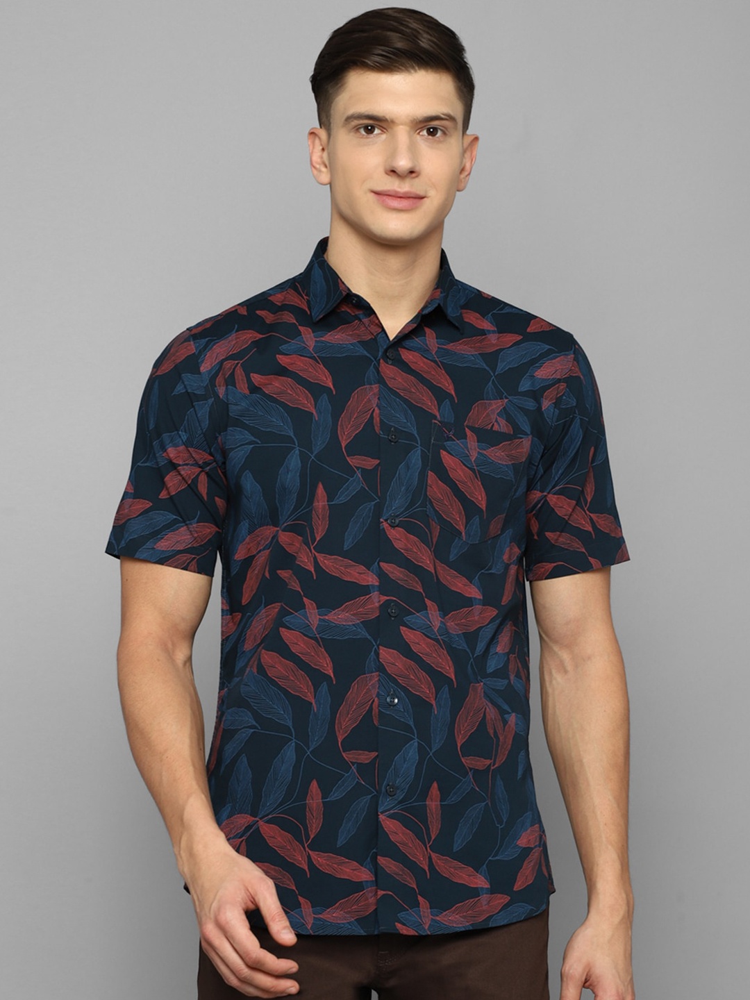 

Allen Solly Men Navy Blue Slim Fit Floral Printed Casual Shirt