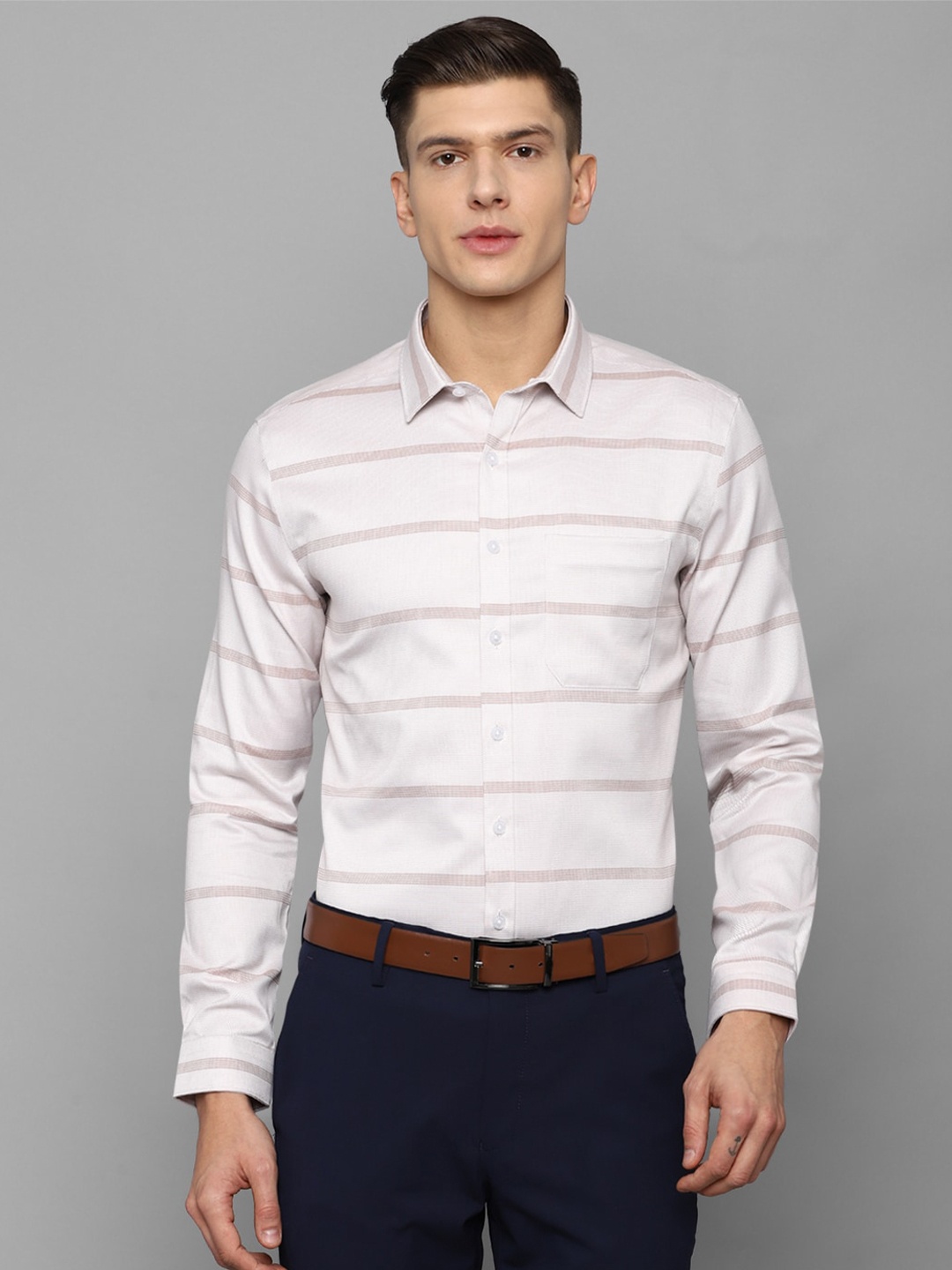 

Louis Philippe Men White Slim Fit Horizontal Stripes Striped Formal Shirt