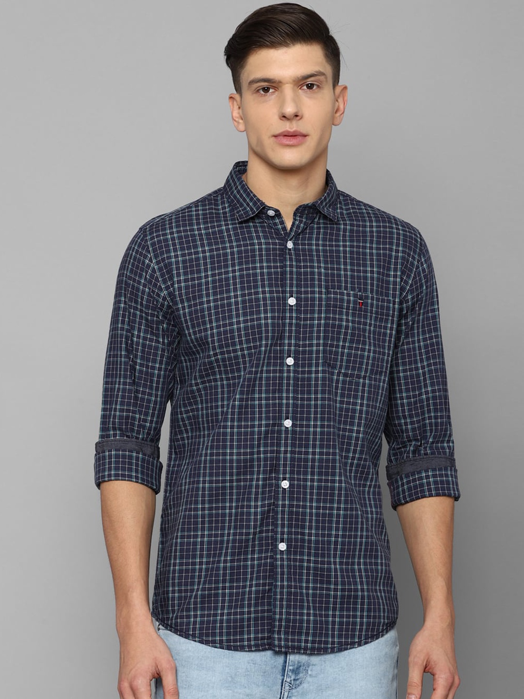 

Louis Philippe Jeans Men Navy Blue & White Slim Fit Tartan Checked Casual Shirt
