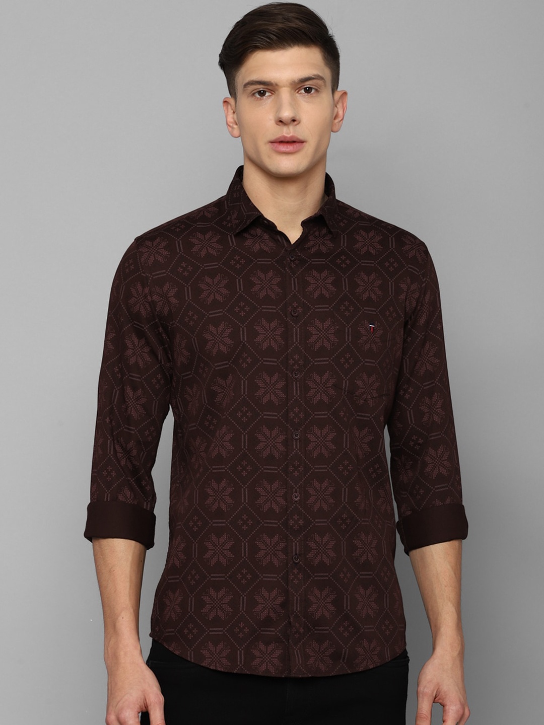 

Louis Philippe Sport Men Maroon Slim Fit Printed Pure Cotton Casual Shirt