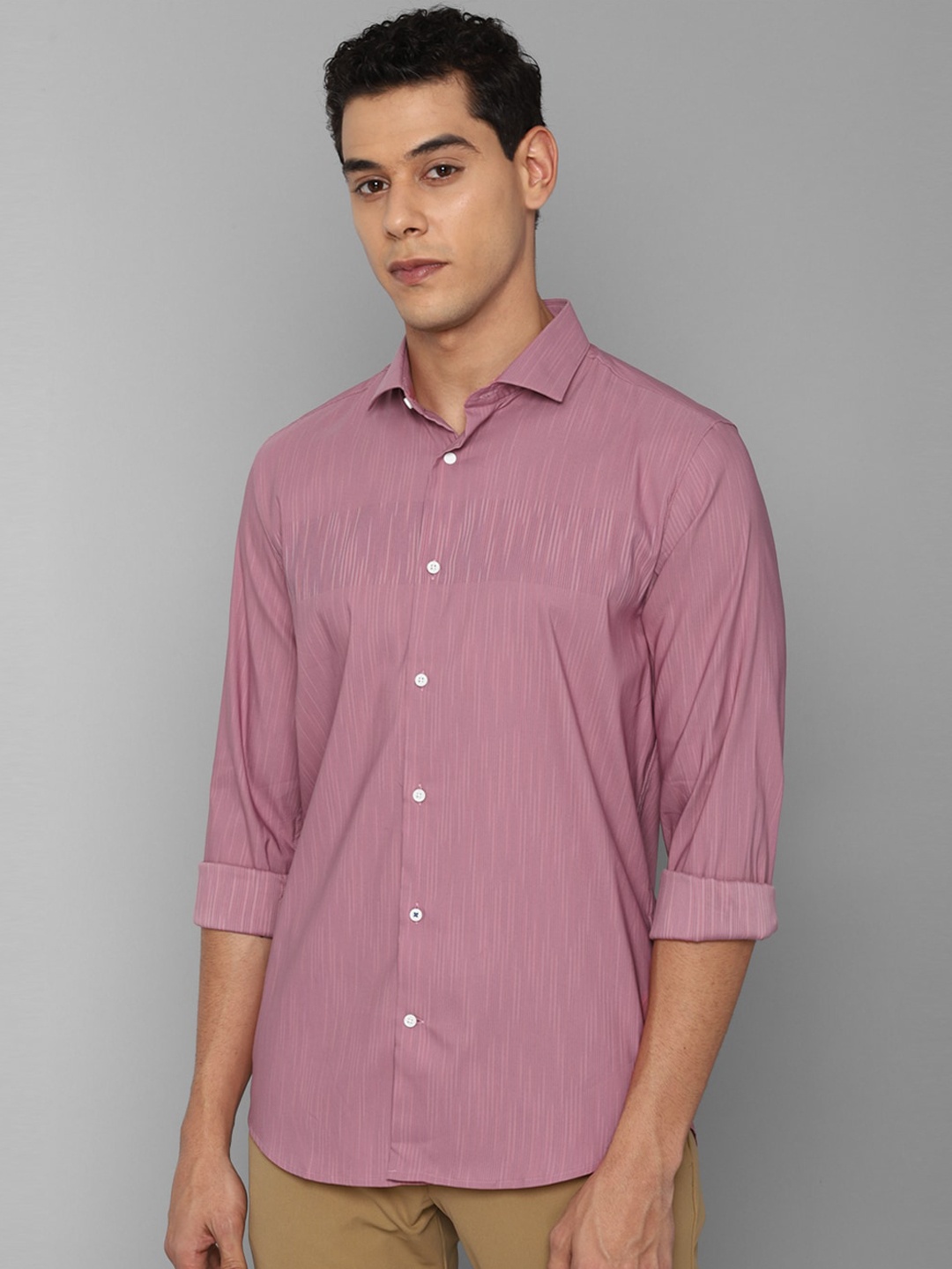 

Louis Philippe Sport Men Purple & Beige Slim Fit Striped Casual Shirt