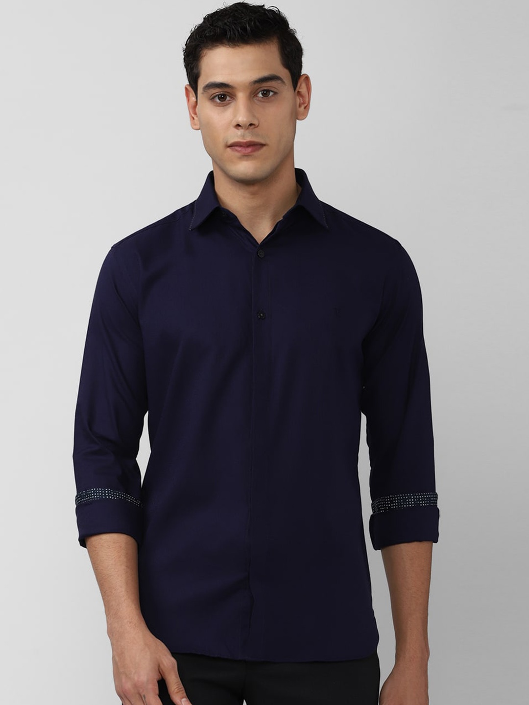 

V Dot Men Navy Blue Slim Fit Casual Shirt