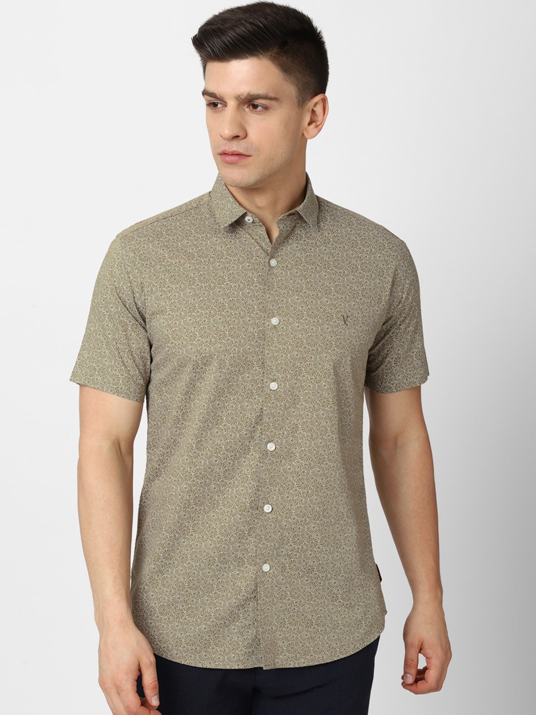 

V Dot Men Brown Slim Fit Printed Cotton Casual Shirt