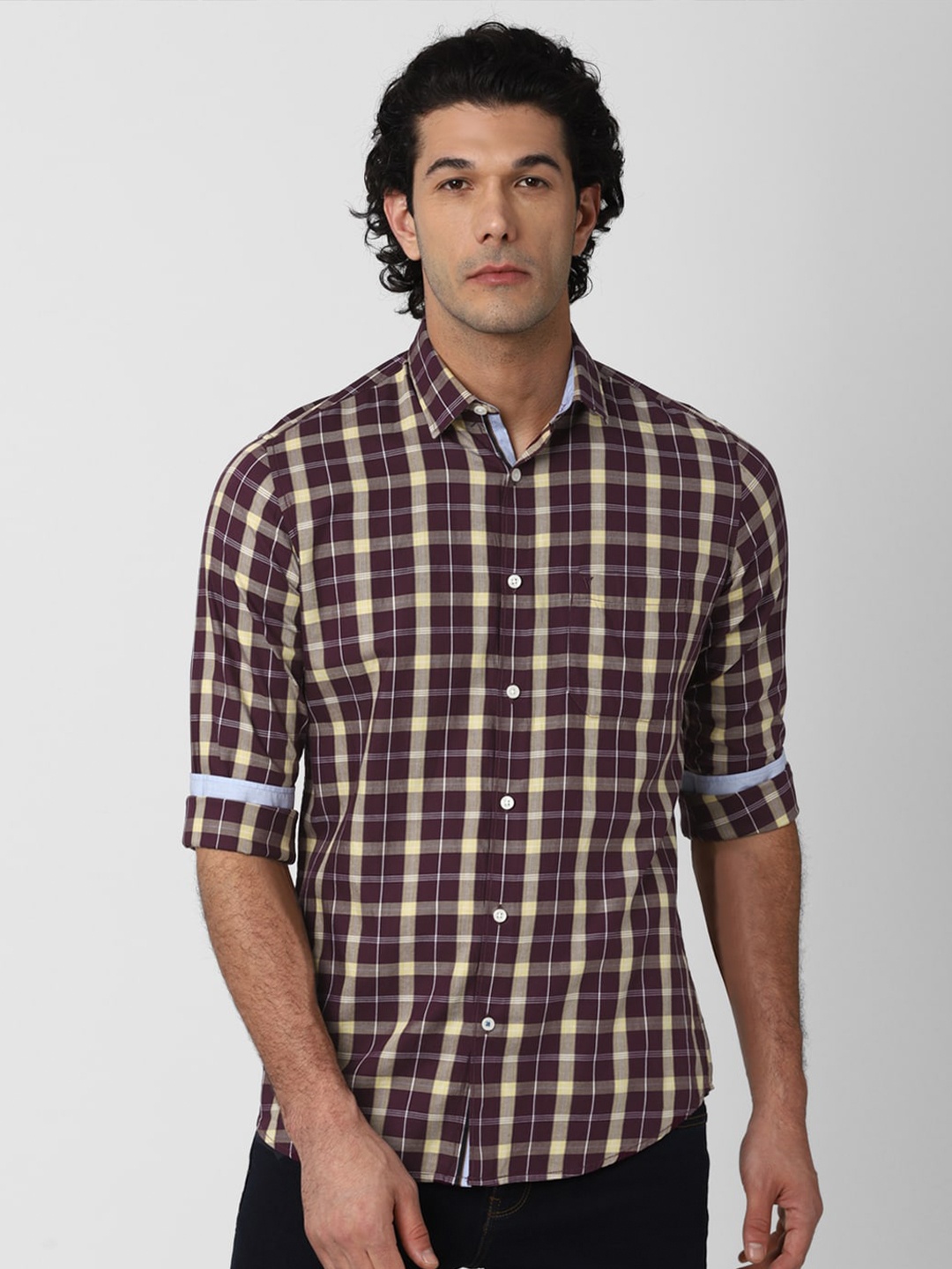 

Van Heusen Sport Men Maroon Slim Fit Tartan Checks Checked Casual Shirt