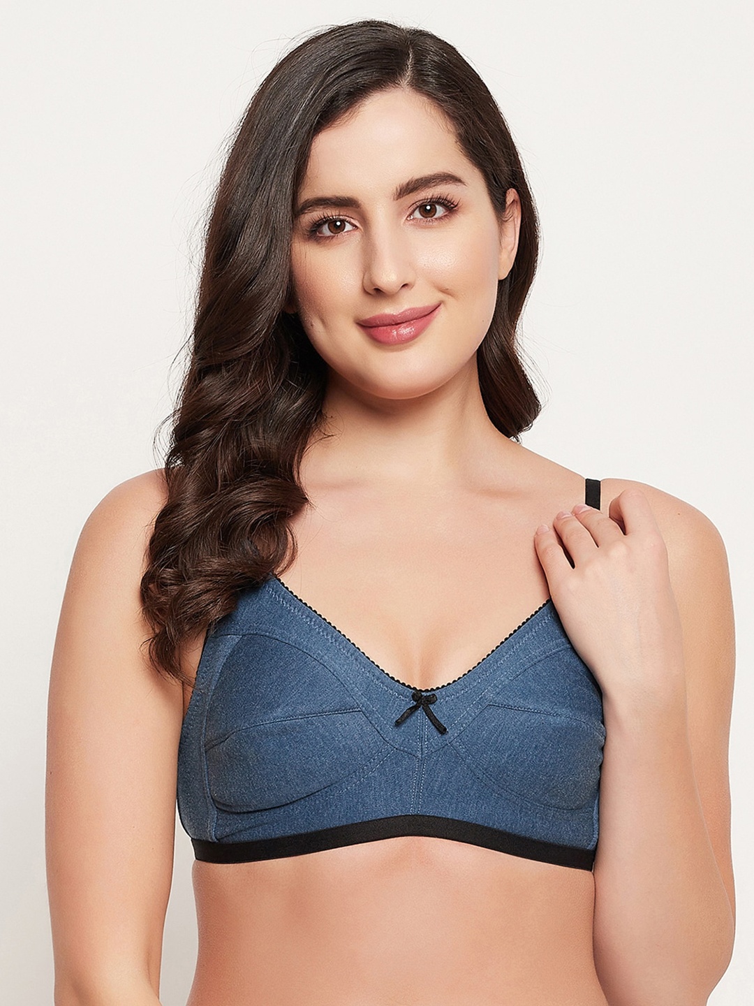

Clovia Blue & Black Solid Everyday Bra