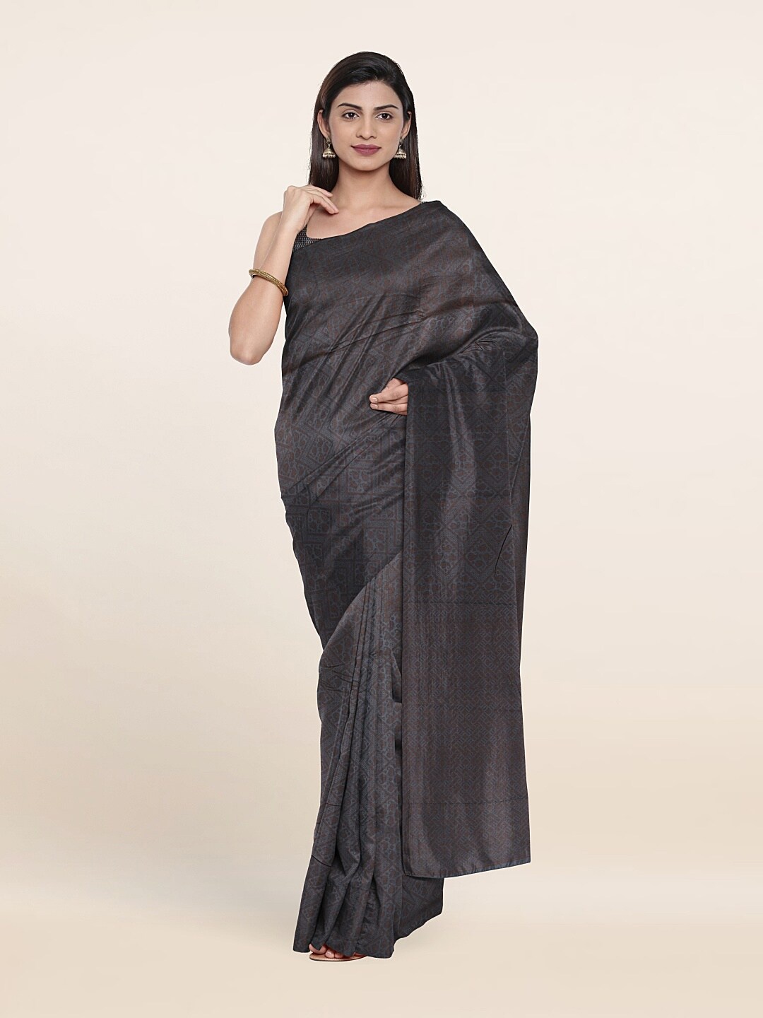 

Pothys Grey & Gold-Toned Art Silk Saree