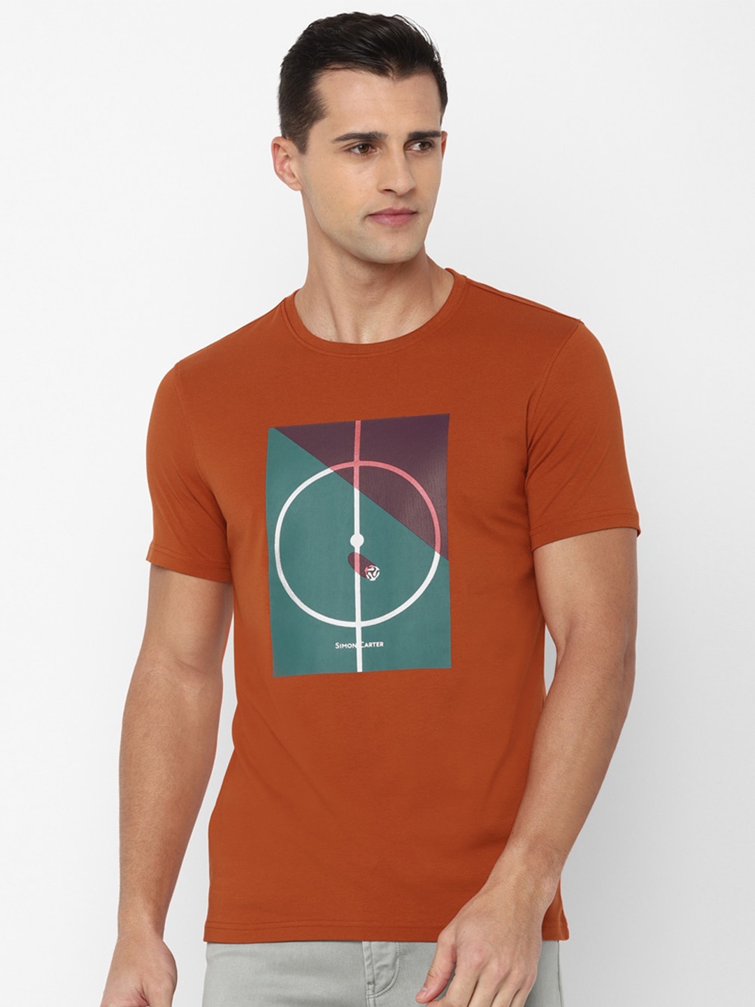 

SIMON CARTER LONDON Men Rust Printed Slim Fit T-shirt