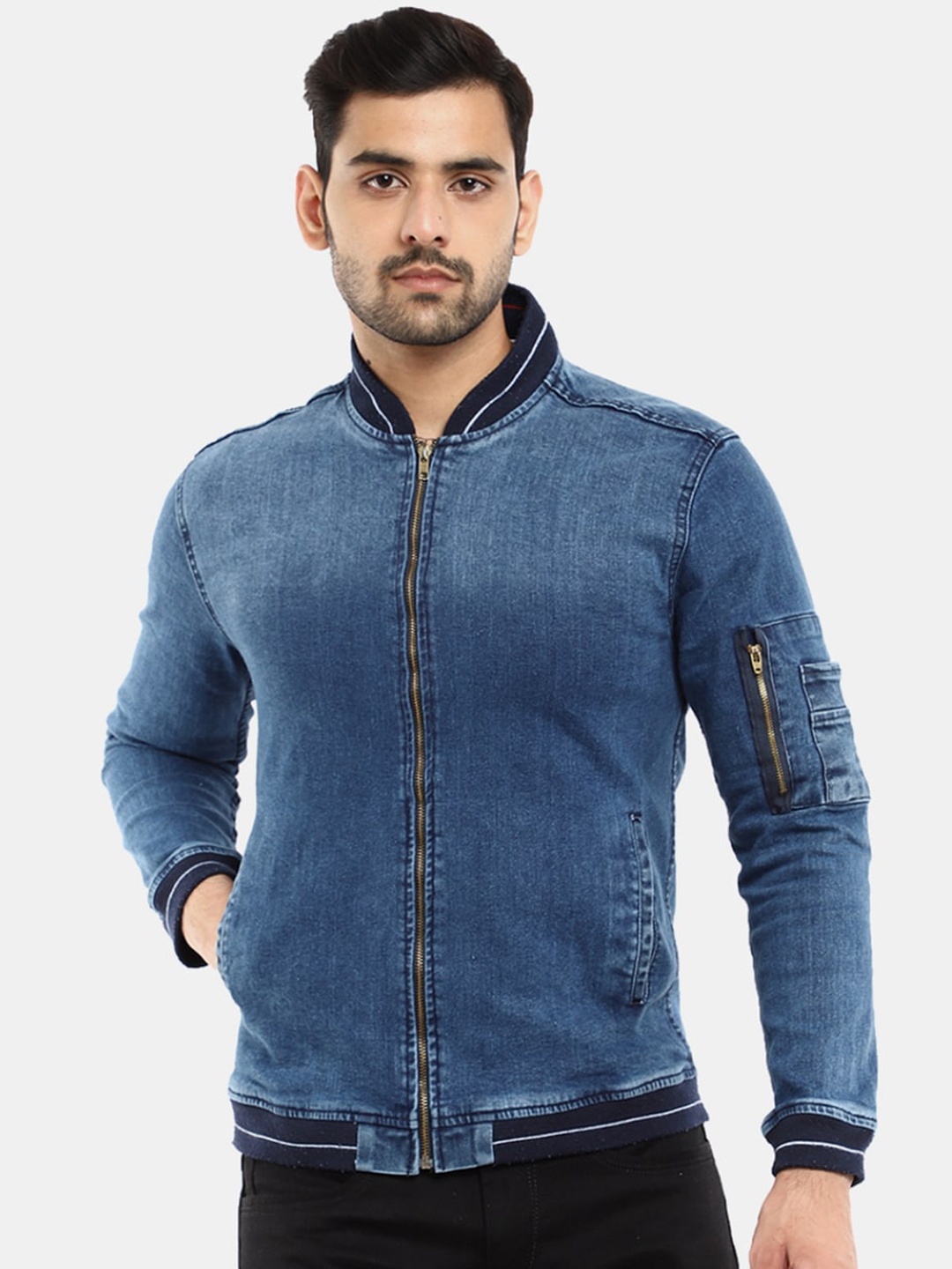 

V-Mart Men Blue Solid Washed Lightweight Denim Jacket
