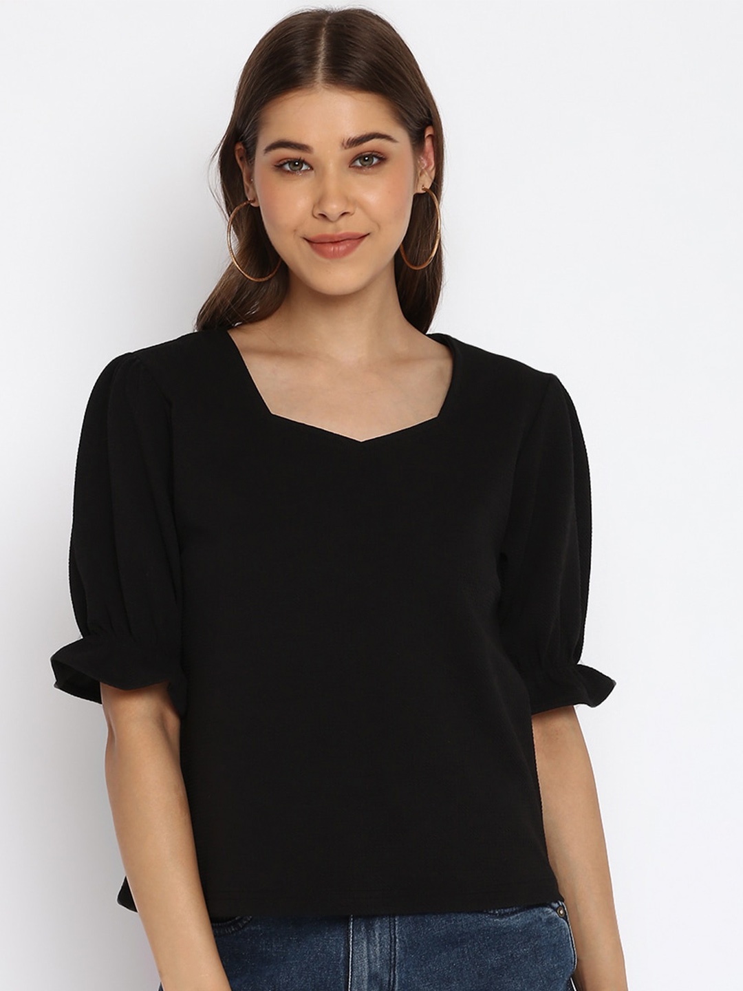 

Mayra Black Velvet Top