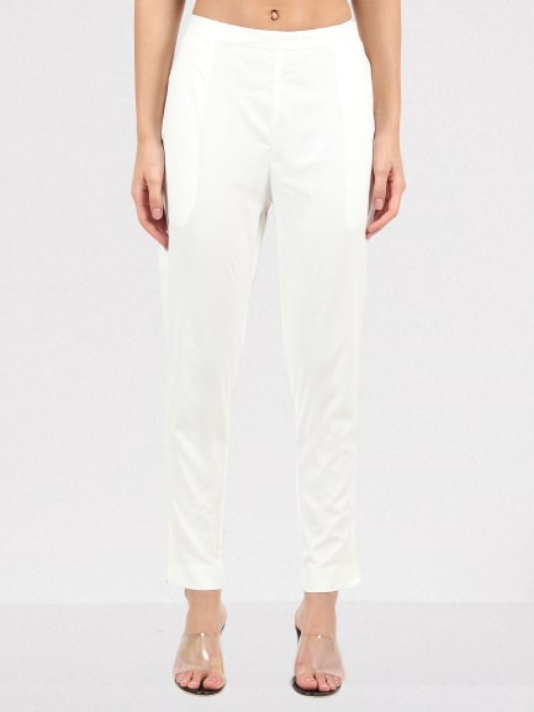 

MUFFLY Women Off White Cropped Trousers