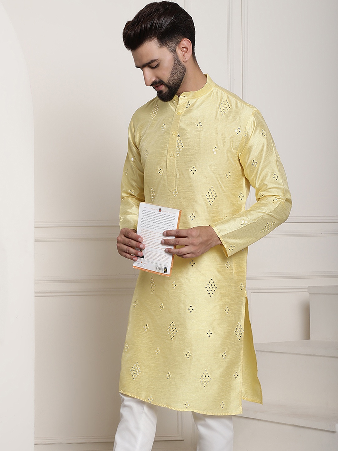 

SOJANYA Men Yellow Embellished Mirror Work Kurta