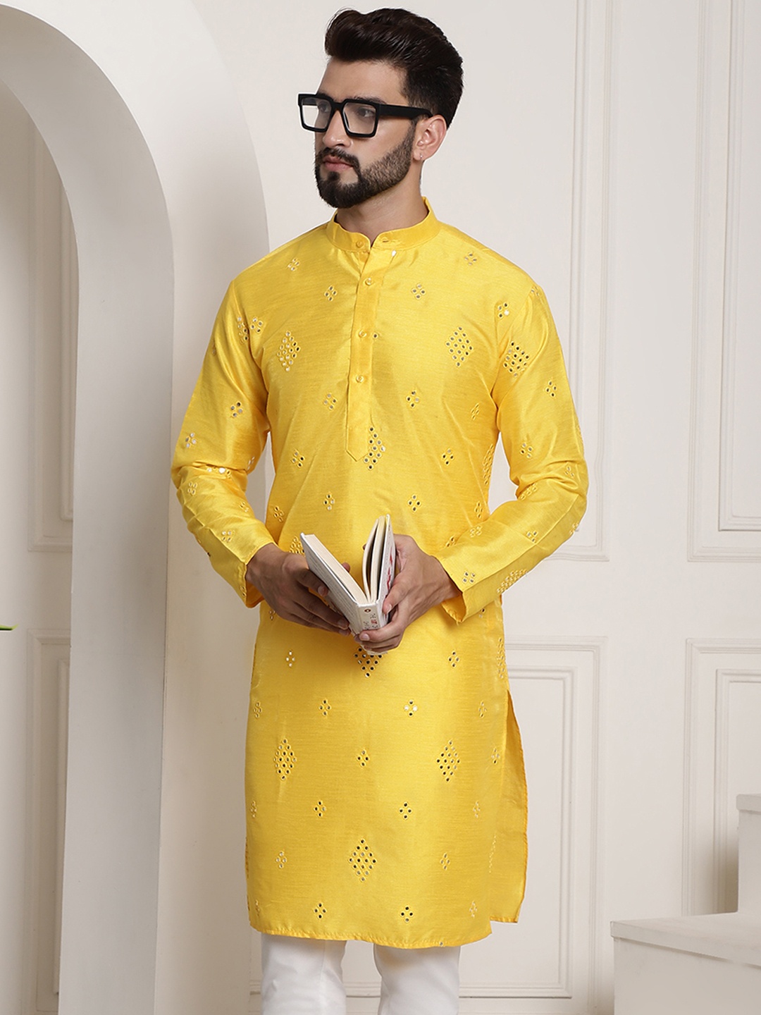 

SOJANYA Men Yellow Embellished Mirror Work Kurta
