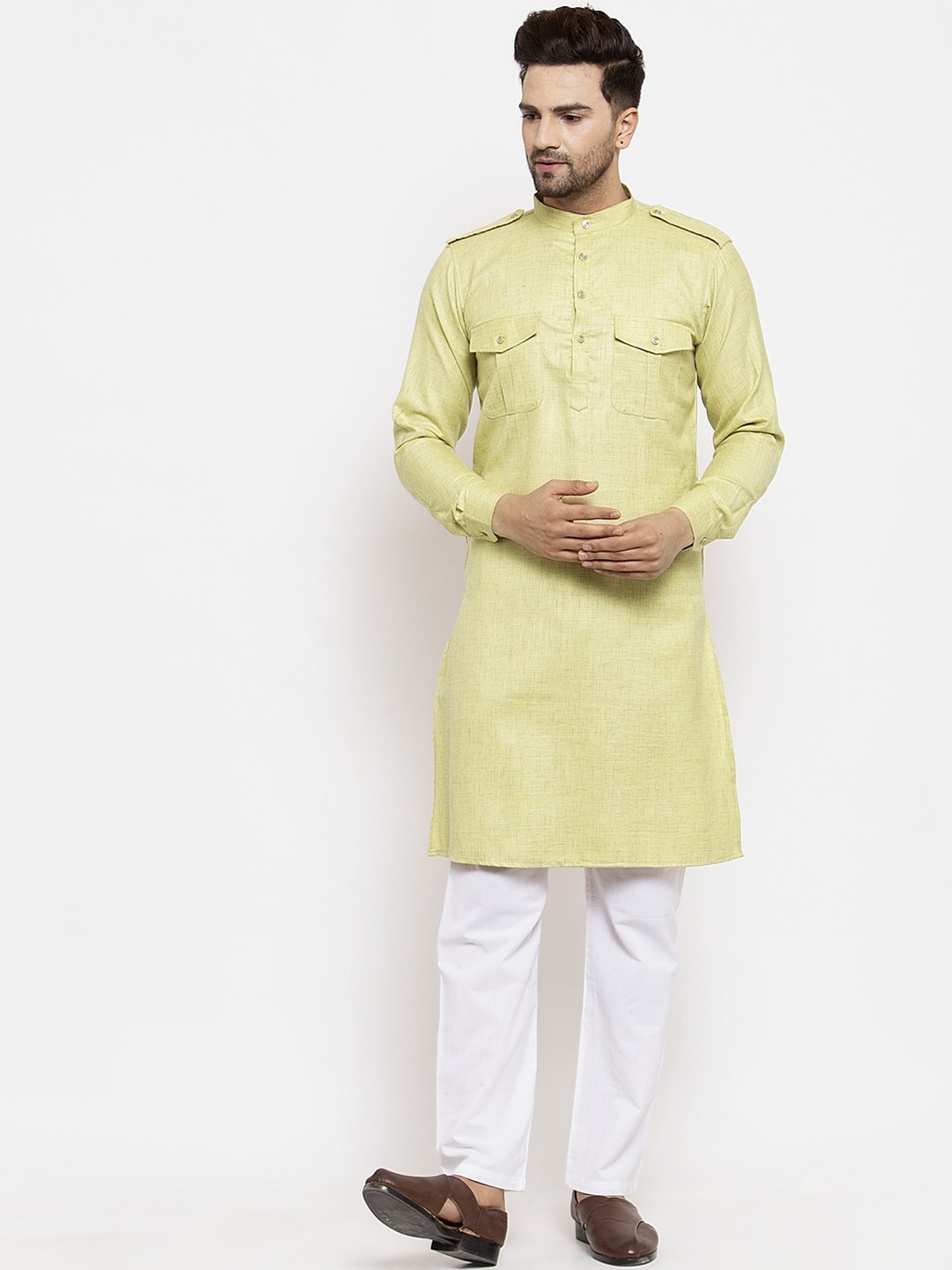

KLOTTHE Men Green Kurta with Pyjamas