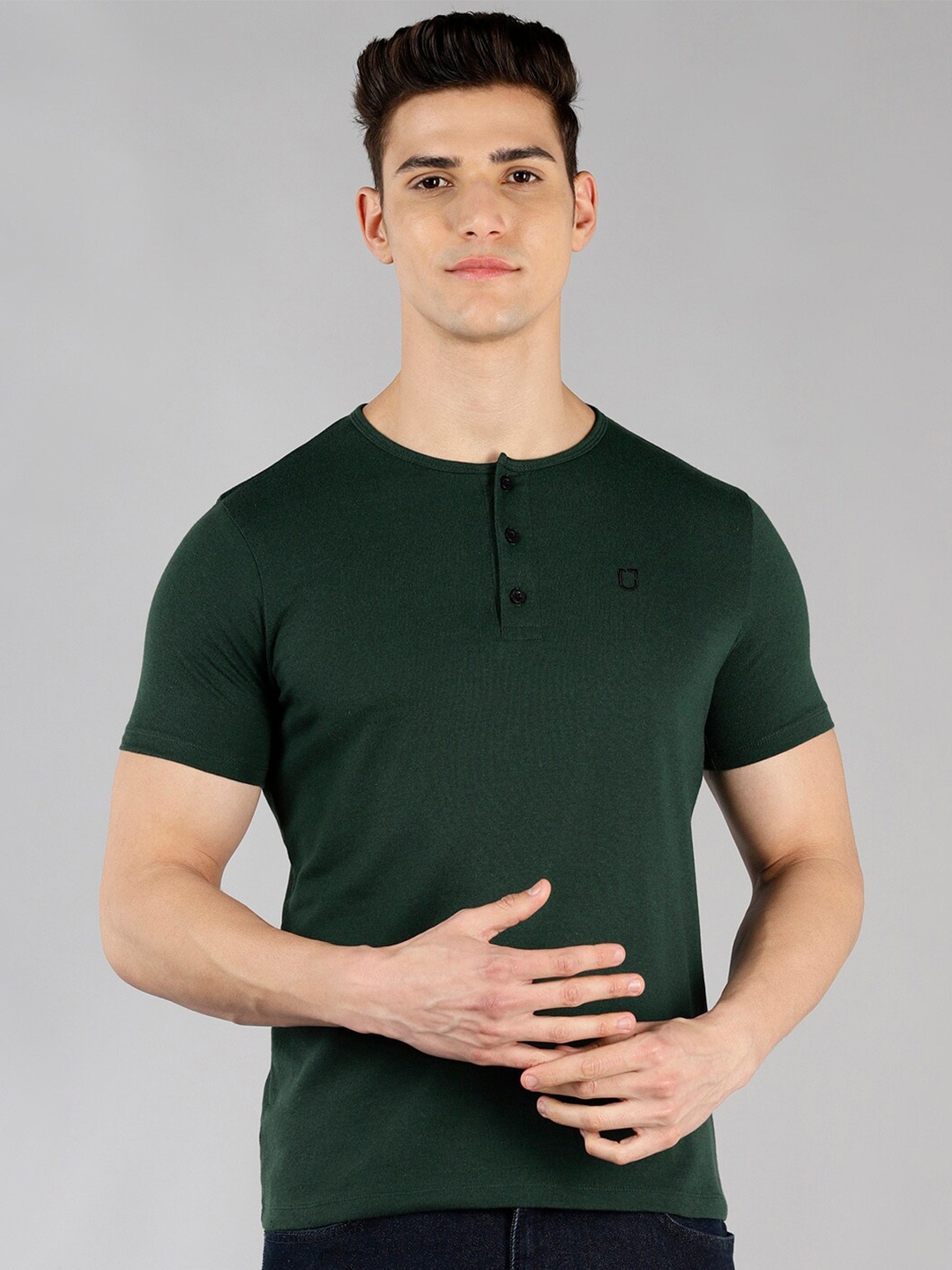 

Urbano Fashion Men Green Henley Neck Slim Fit T-shirt