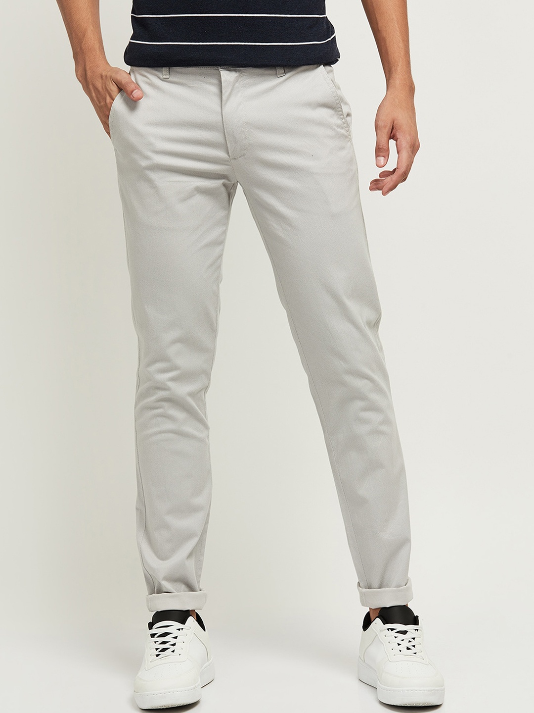 

max Men Grey Mid Rise Regular Fit Chinos Trousers