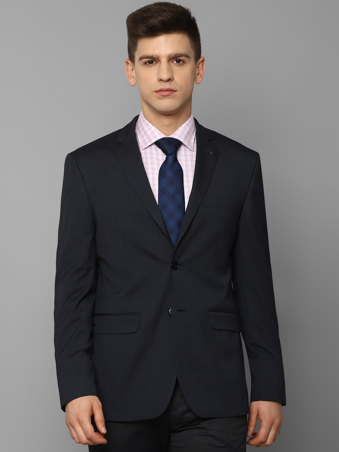

Louis Philippe Men Grey Solid Single-Breasted Slim-Fit Formal Blazer