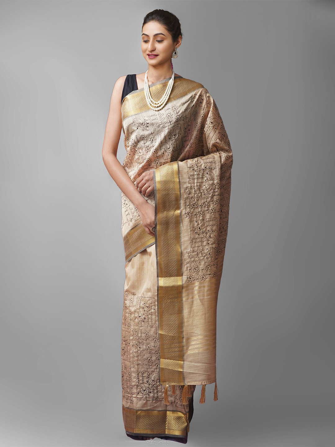 

Unnati Silks Cream-Coloured Embroidered Silk Cotton Saree