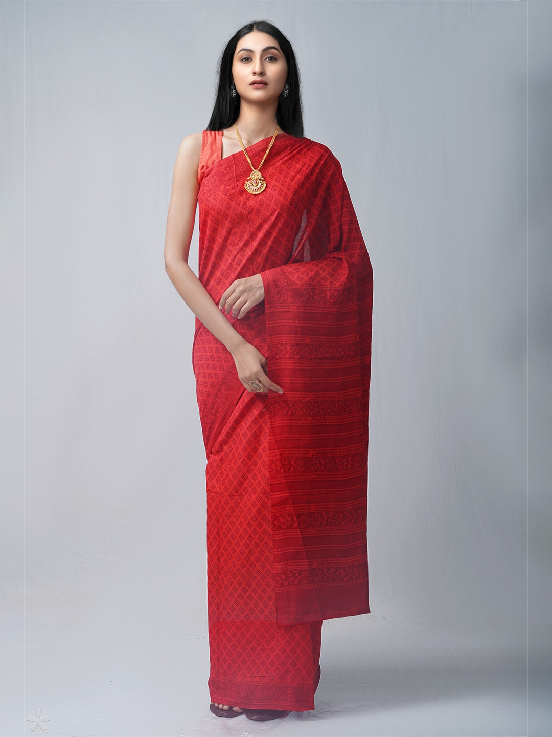 

Unnati Silks Maroon Ethnic Motifs Pure Cotton Block Print Saree