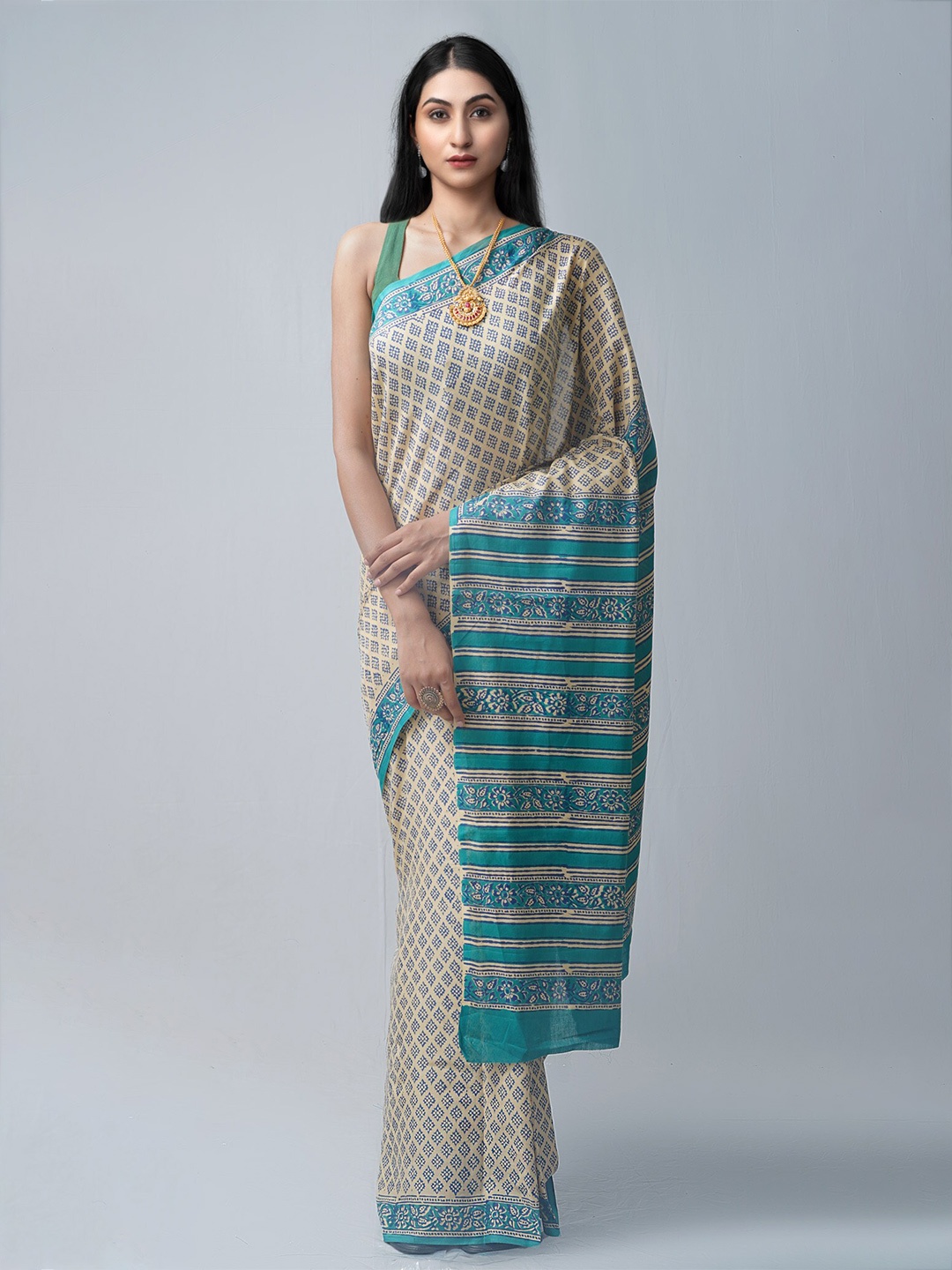 

Unnati Silks Cream-Coloured & Blue Ethnic Motifs Pure Cotton Block Print Saree