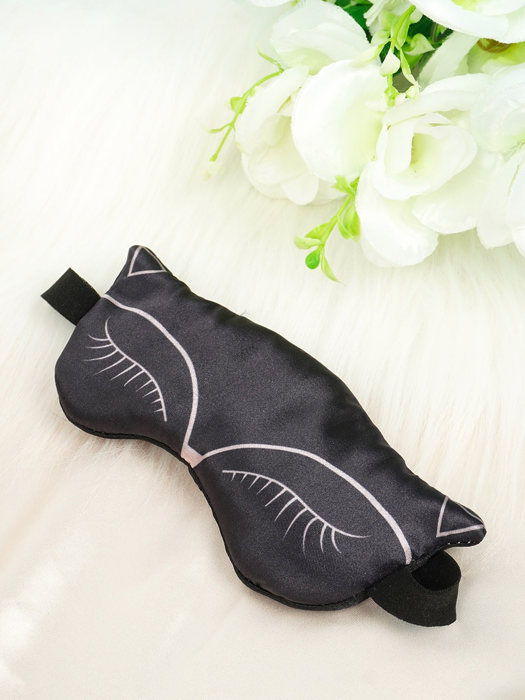 

Crazy Corner Black Solid Travel Accessory