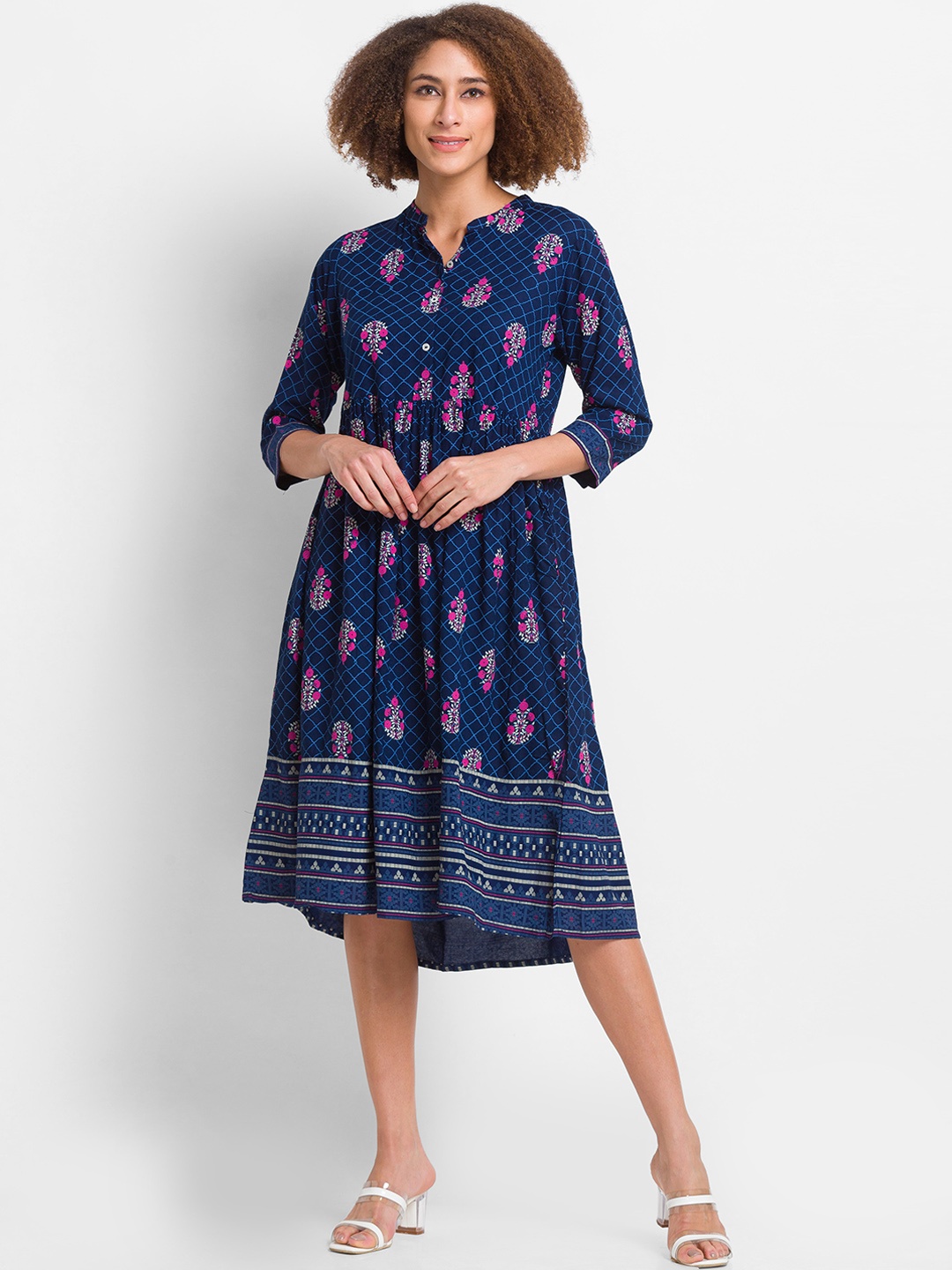 

Globus Women Blue & Pink Ethnic Motifs Printed Dress