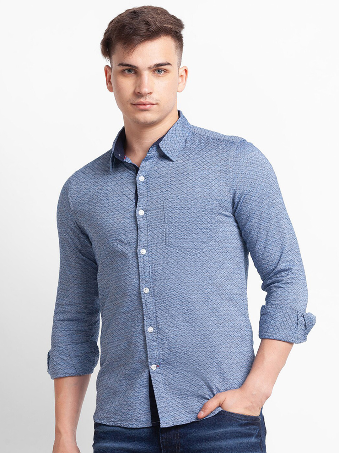 

Globus Men Blue Standard Micro Ditsy Printed 100% Cotton Casual Shirt