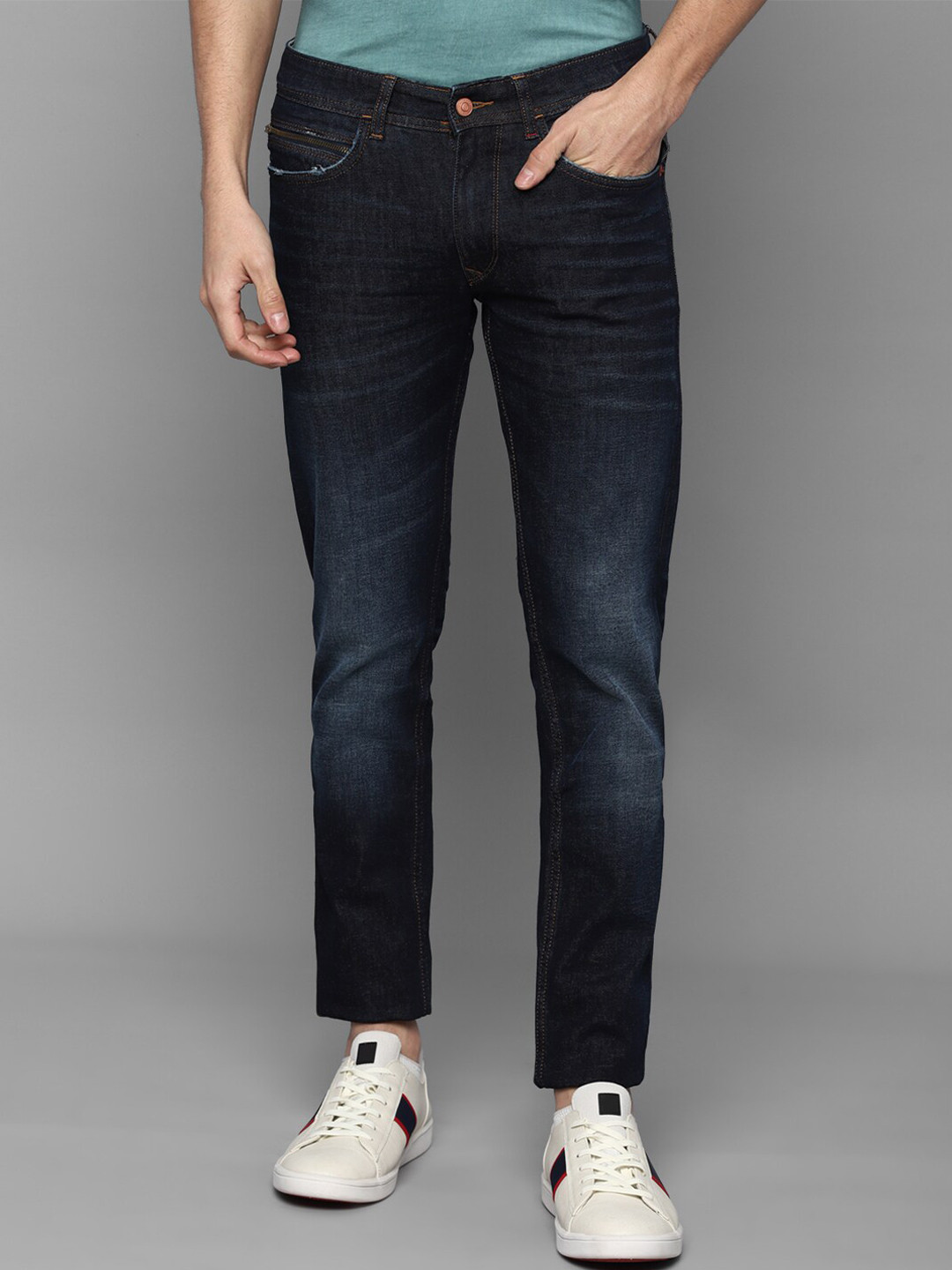 

Allen Solly Men Navy Blue Skinny Fit Light Fade Cotton Jeans