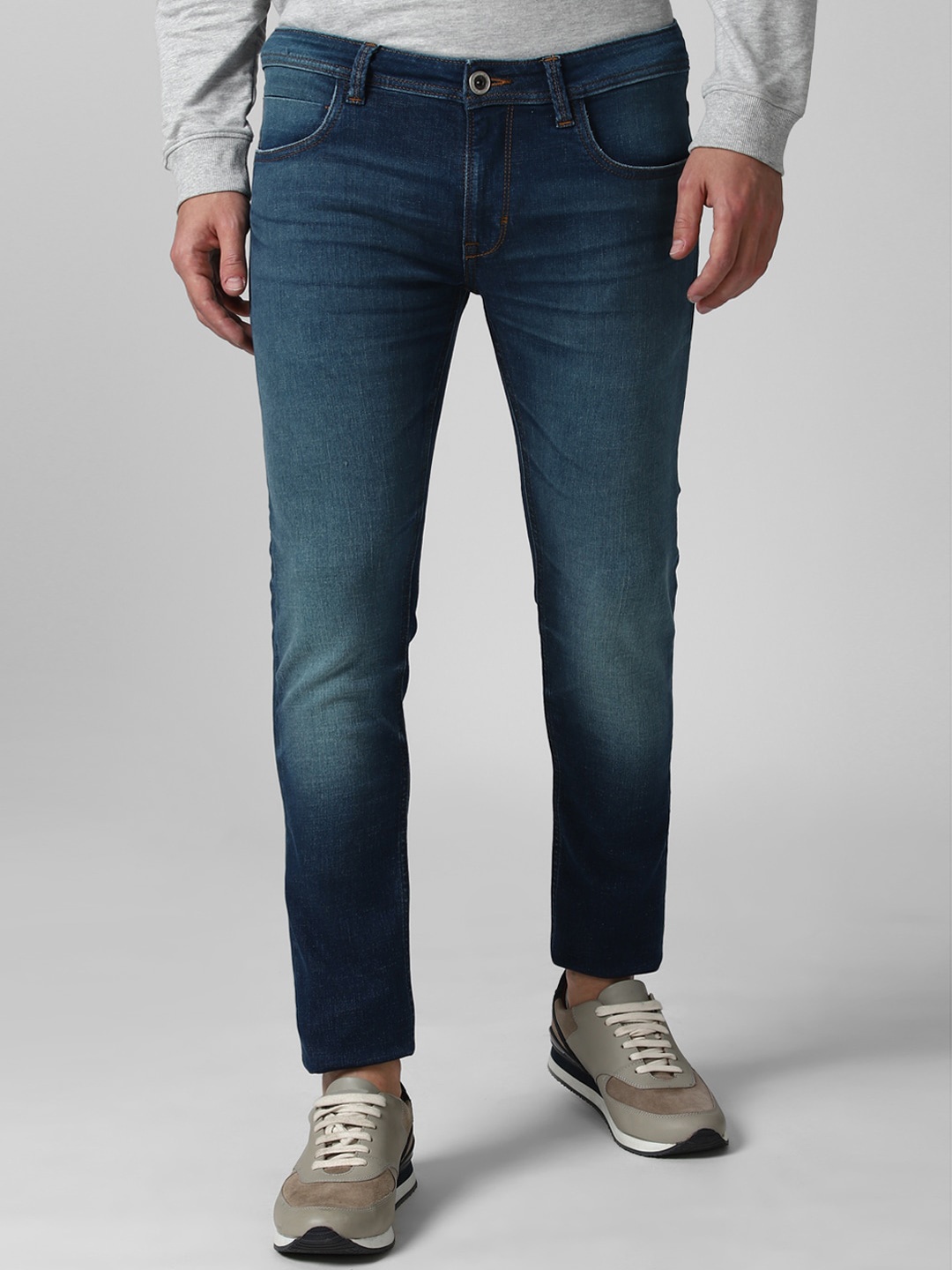 

Peter England Casuals Men Blue Slim Fit Light Fade Jeans