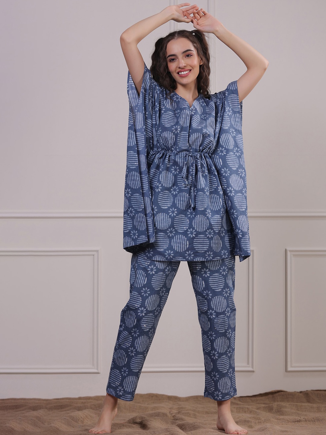 

JISORA Women Blue Printed Cotton Night suit