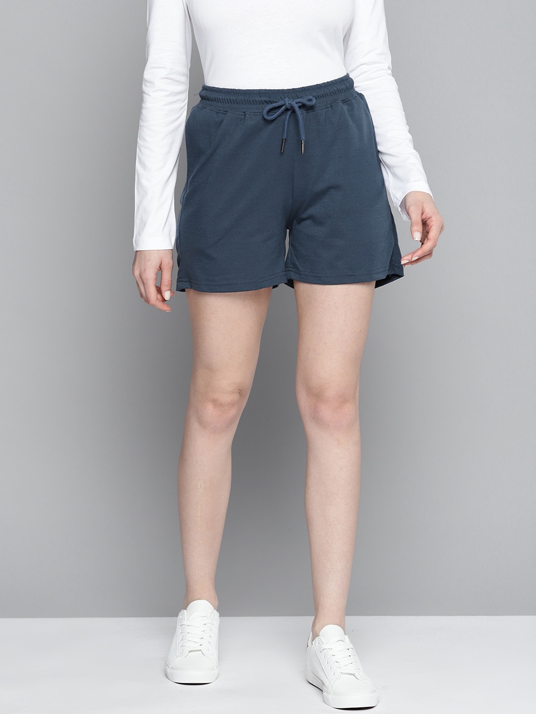 

ether Women Knitted Regular Shorts, Navy blue