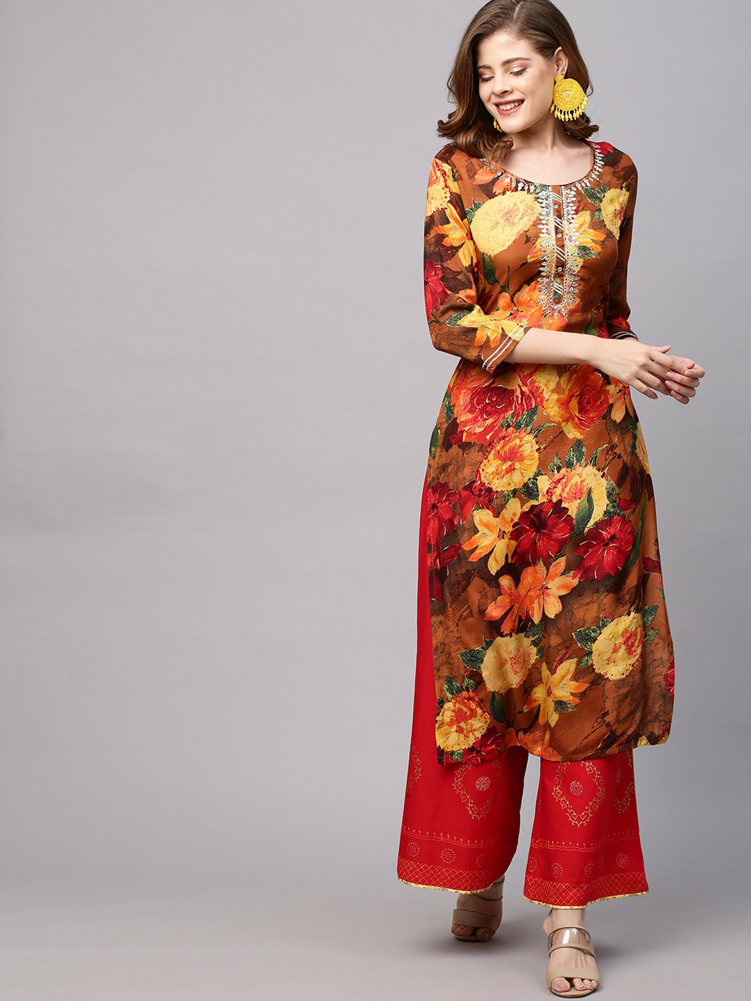 

FASHOR Women Brown Floral Printed Thread Work Kurta