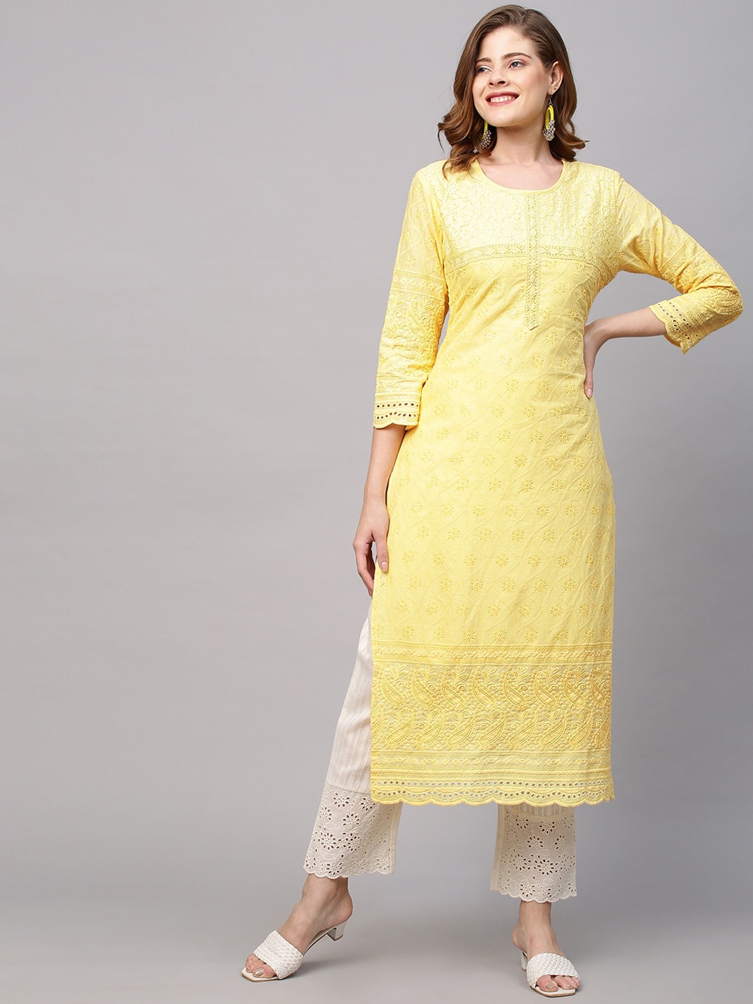 

FASHOR Women Yellow Floral Embroidered Cotton Chikankari Kurta